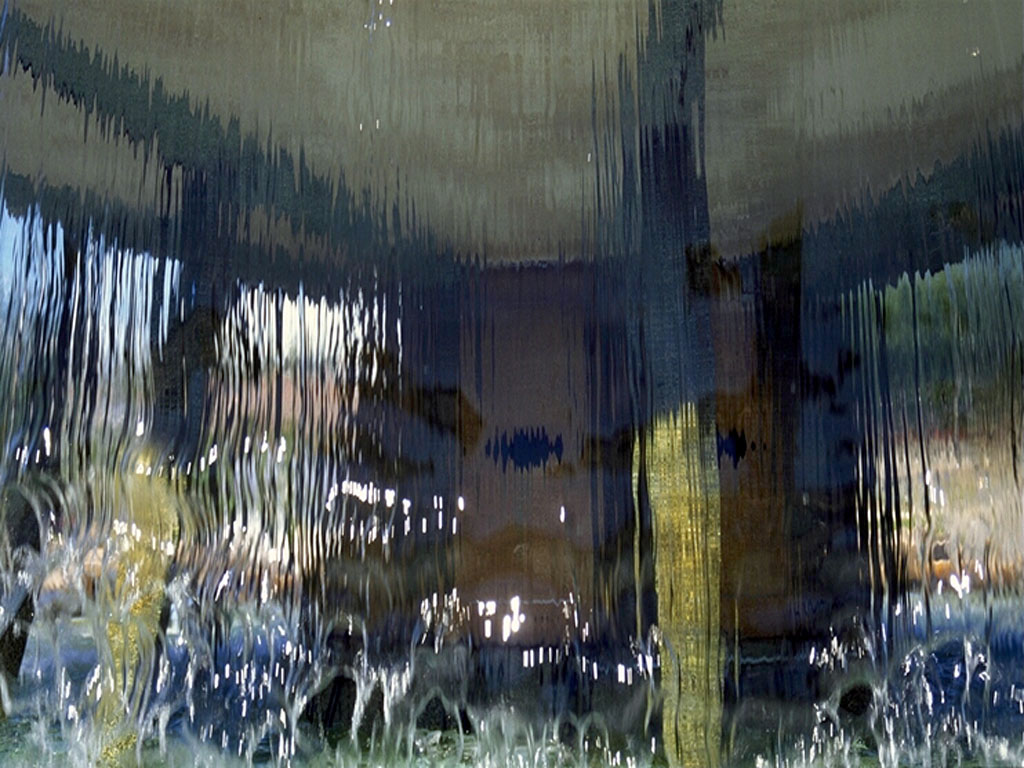 137046B