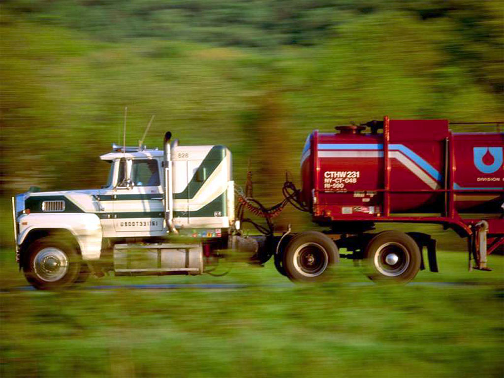 trucks003