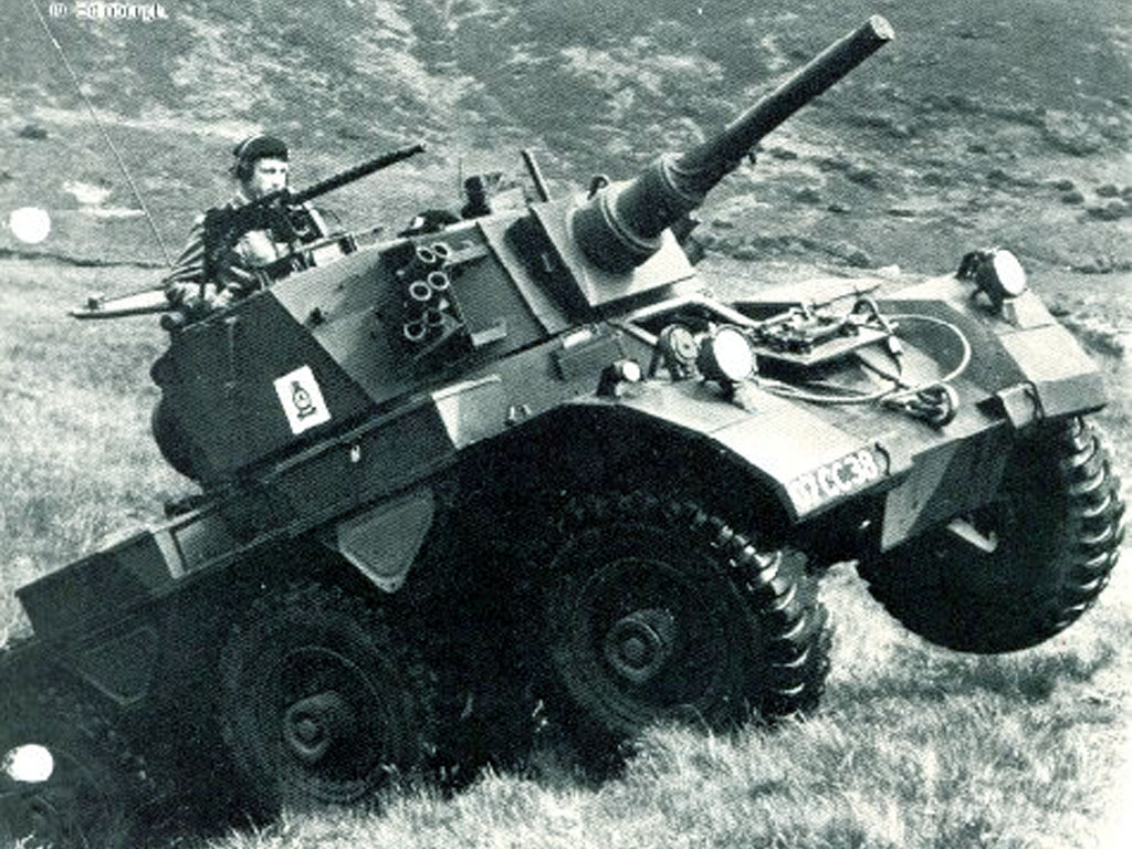 FV-601_Saladin_05