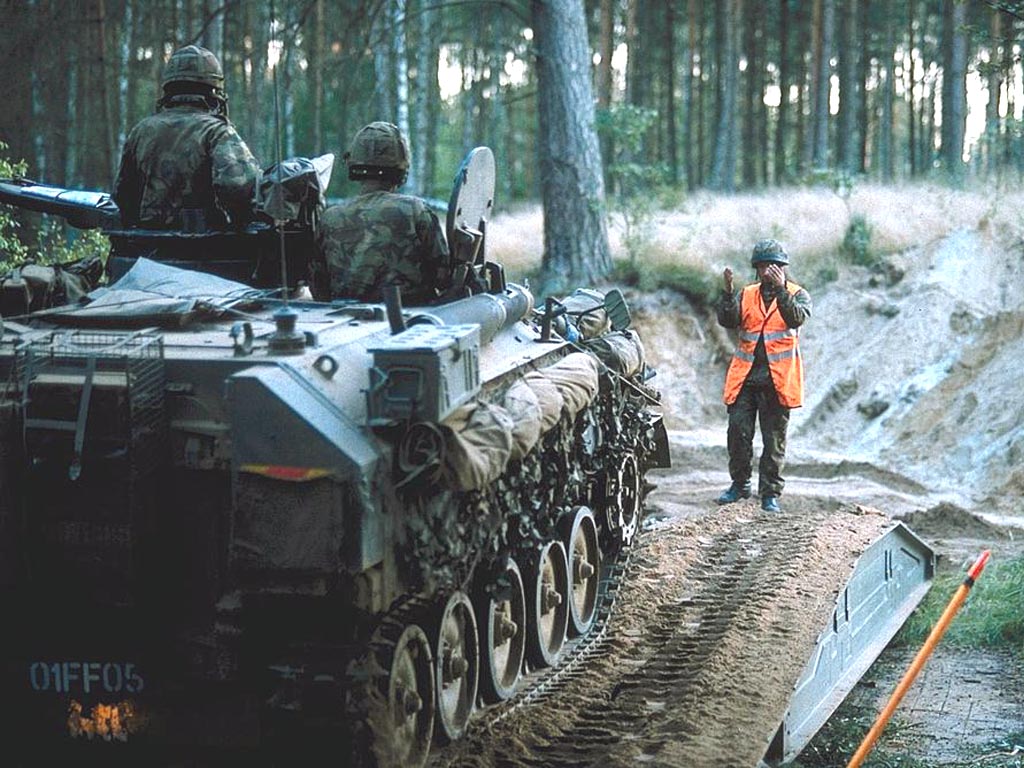 FV-103_Spartan_01
