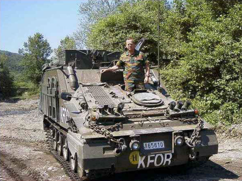 FV-105_Sultan_02