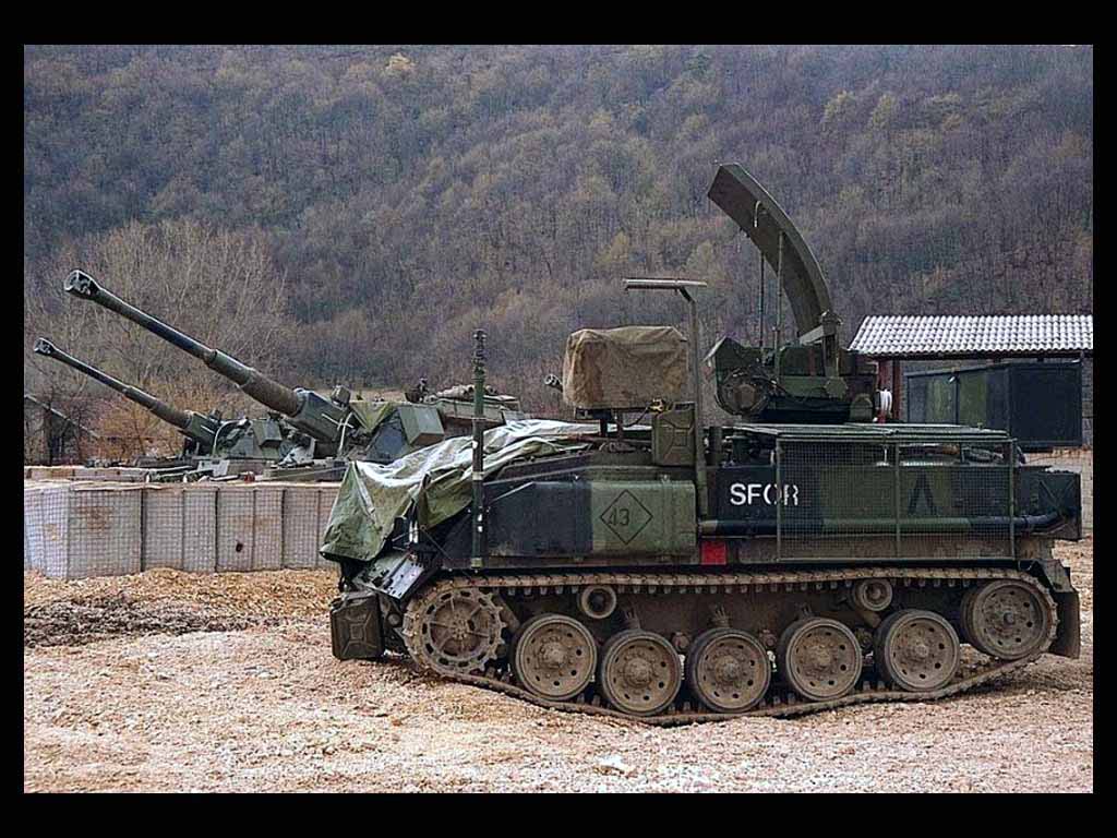 FV-432_Trojan_Radar_0